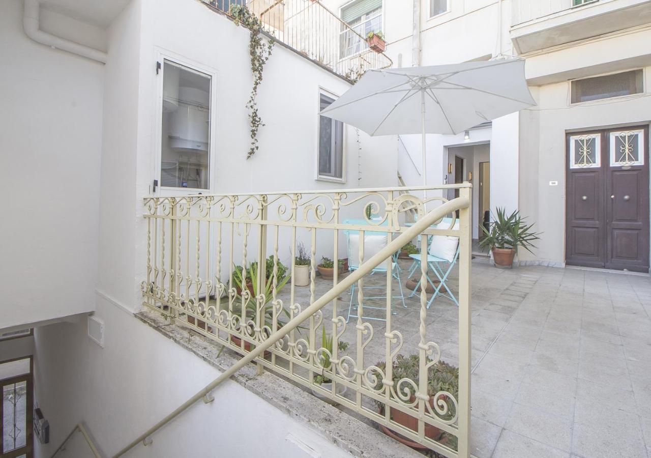 Le Dimore In Centro Con Parcheggio E Self Check-In Matera Kültér fotó