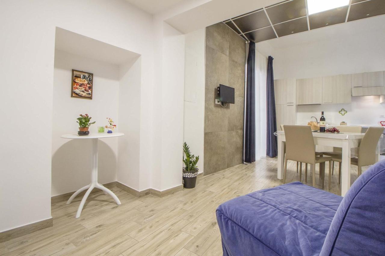 Le Dimore In Centro Con Parcheggio E Self Check-In Matera Kültér fotó