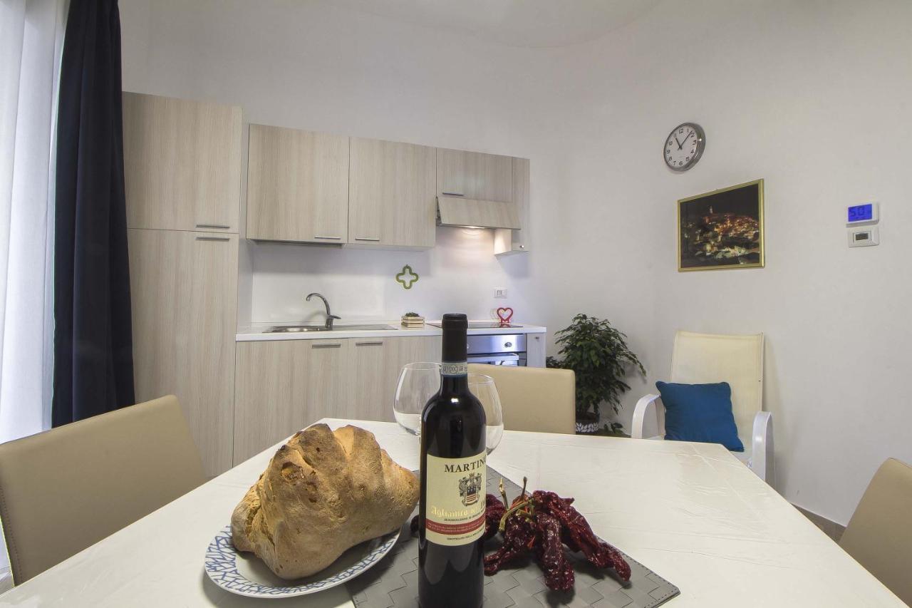 Le Dimore In Centro Con Parcheggio E Self Check-In Matera Kültér fotó